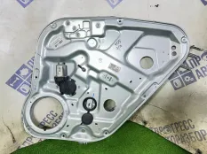 Стеклоподъемник задний правый Hyundai Santa Fe