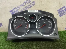 Панель приборов Opel Zafira МИНИВЭН Z18XER 2008