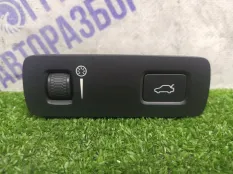 Кнопка открывания багажника Volvo XC90 ВНЕДОРОЖНИК