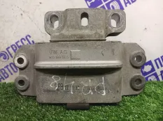 Подушка двигателя левая Volkswagen Jetta 6 1.4 CTH