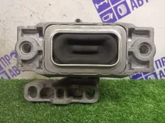 Подушка двигателя Volkswagen Jetta 6 1.4 CTH