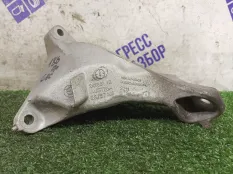 Кронштейн двигателя правый BMW E90 2.0 N46B20BD