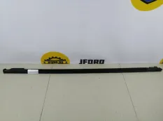Уплотнитель стекла Ford Kuga 2008 1590647 SUV, задний левый
