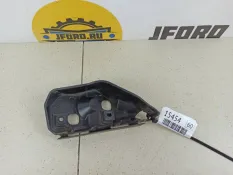Кронштейн бампера Volvo S40 2004 31265397 MS20, передний правый