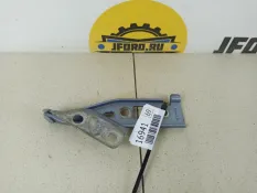 Петля капота Ford Fiesta 2006 1148938 MK 5, левая
