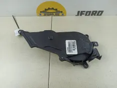 Крышка ГРМ Ford Kuga 2013 1683832 2.0 D UFMA
