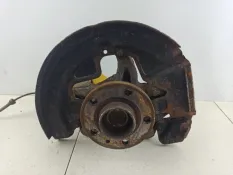 Кулак поворотный Volvo V70 2008 31201285 2.4 D D5244T5, передний левый