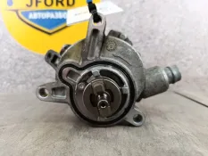Вакуумный насос тормозной Volvo XC90 2004 31375106 2.4 D D5244T