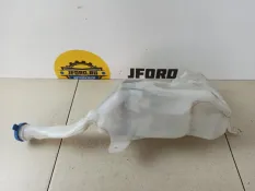 Бачок омывателя Suzuki SX4 2007 3845079J11 YA21S