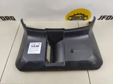 Накладка крышки багажника Mitsubishi Pajero 4 2007 5837A006 SUV 5, правая
