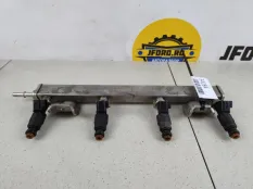 Рампа топливная Ford Focus 2 2008 1356996 2.0 AODA