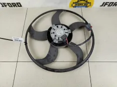 Вентилятор охлаждения радиатора Ford Focus 3 2013 1741637 1.6 ECOBOOST YUDA