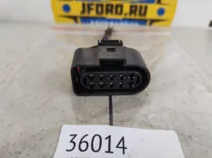 Разъем на фару Ford Fiesta 2010