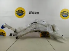 Бачок омывателя Ford Kuga 2009 1515076 CBV