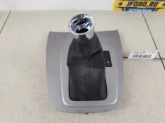 Чехол ручки КПП Ford Kuga 2011 1481252 CBV