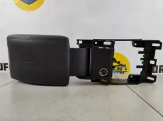 Подлокотник Volvo XC60 2016 1284983