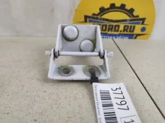 Петля крышки багажника Ford Focus 3 2011 1744700 CB8, правая