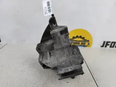 Кронштейн генератора Ford Focus 1 2004 1134709 1.8 EYDB