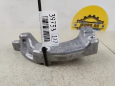 Кронштейн компрессора кондиционера Volvo XC90 2019 31401869 L_A2 2.0 B4204T26