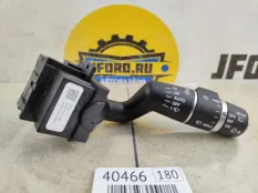 Переключатель дворников Land Rover Discovery 5 2017 LR024628 L462