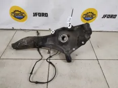 Кулак поворотный Land Rover Discovery 5 2017 LR095817 L462 2.0 D 204DTA, передний левый