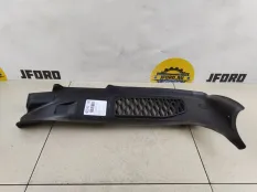 Обшивка крышки багажника Land Rover Discovery 5 2017 LR082948 L462, правая