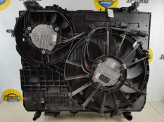 Кассета радиаторов в сборе Land Rover Discovery 5 2017 LR090625 L462 2.0 D 204DTA