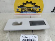 Плафон салона Land Rover Discovery 5 2017 LR081904 L462, правый