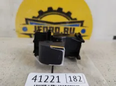 Кнопка стеклоподъемника Lexus NX300 2019 8481078020 Z10