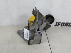Кронштейн генератора Ford Focus 1 1999 1134709 1.8 EYDB