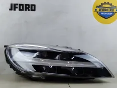 Фара Volvo V40 2017 31677029 MV, правая