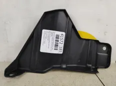 Кронштейн решетки радиатора Mitsubishi Outlander 2021 6400F048 GF7W, правый