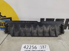 Крепление аккумулятора Volvo V40 2017 31301935 MV 1.5 B4154T5