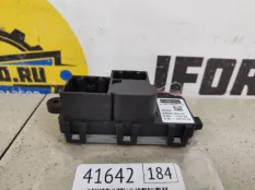 Резистор печки Ford Focus 3 2013 1888653 CB8