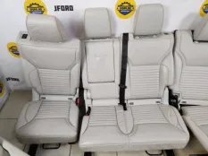 Сиденья комплект 7 мест Land Rover Discovery 5 2019 LR107574 L462