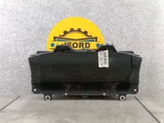 Панель приборов Land Rover Discovery 5 2019 LR108390 L462 3.0 D 30DDTX