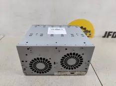 Блок управления информационно-развлекательной системой Land Rover Discovery 5 2019 LR110220 L462