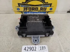 Блок комфорта дверной Land Rover Discovery 5 2019 LR113214 L462, задний левый