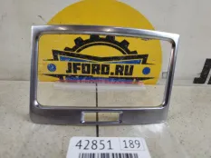 Накладка на воздуховод Land Rover Discovery 5 2019 LR098232 L462, левая