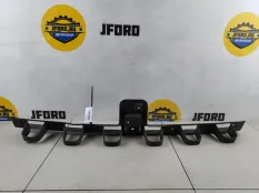 Кронштейн бампера Ford Focus 3 2011 1748858 CB8