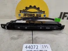 Блок кнопок Volvo XC60 2010 31300019 DZ44