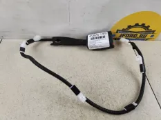 Замок ремня безопасности Toyota C-HR 2020 73230F4150C0 ZYX11, передний правый