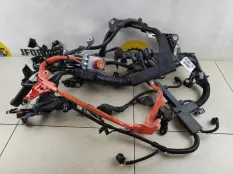 Проводка на двигатель Toyota C-HR 2020 82121F4200 ZYX11 1.8 2ZR-FXE