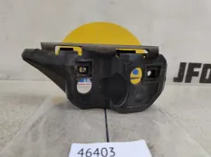 Кронштейн бампера Volvo S40 2005 31265394, передний левый