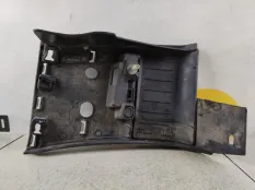 Накладка крыла Land Rover Range Rover 4 2013 LR038831 L405, передняя правая
