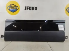 Накладка на дверь Land Rover Range Rover 4 2013 LR038856 L405, задняя левая