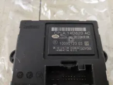 Блок комфорта дверной Land Rover Range Rover 4 2013 LR033915 L405, задний