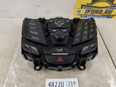Панель магнитолы Ford Focus 3 2014 1788183 CB8