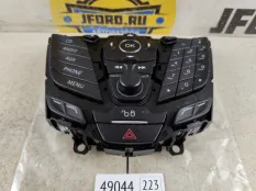 Панель магнитолы Ford Focus 3 2012 1769525 CB8
