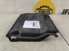 Крышка аккумулятора Ford Focus 3 2012 1859099 CB8, задняя